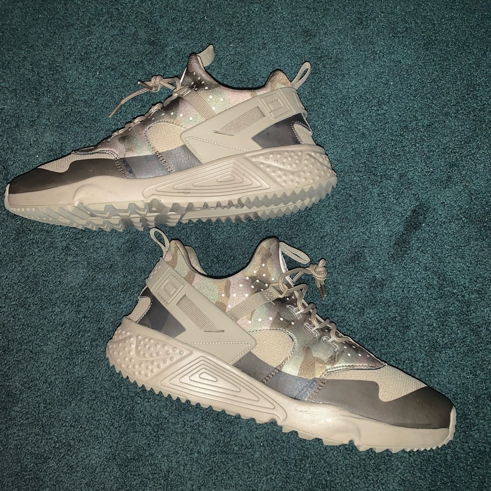 Nike Air Huarache Utility